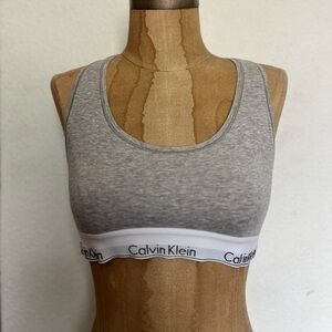 Calvin Klein Women's Heather Gray Sports Bra